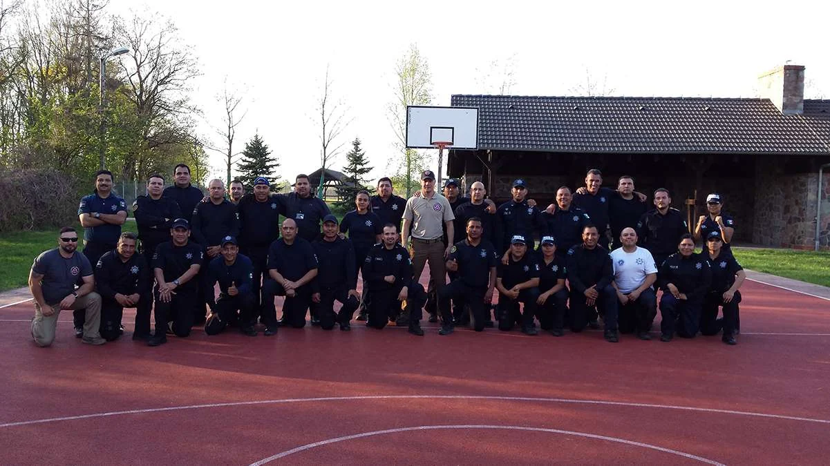 Professional training with Mexican Federal Police personnel
