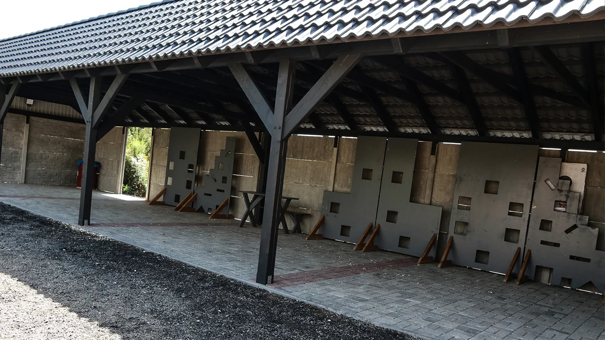 Facility 01 photo 14