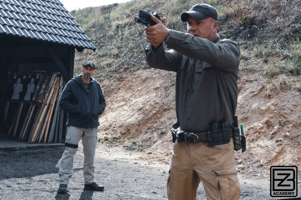 Pistol Instructor photo 21
