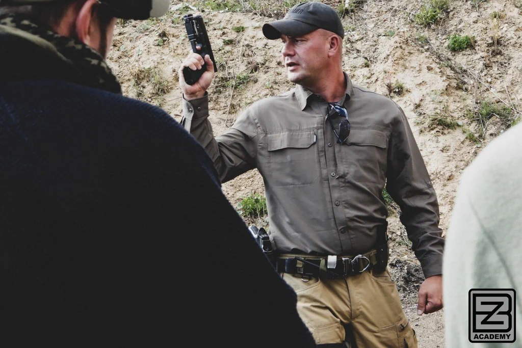 Pistol Instructor photo 37